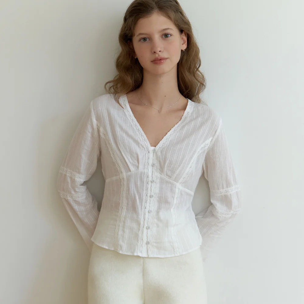 Pitta lace blouse (white)