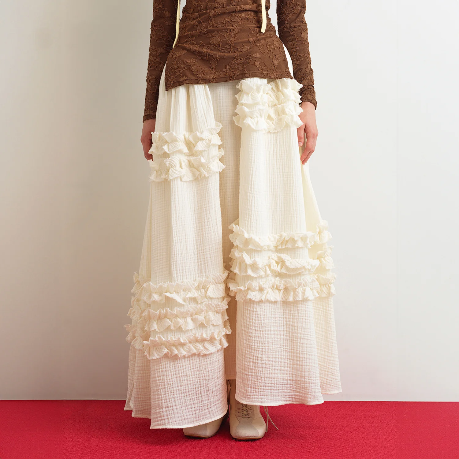 UNBALANCE FRILL MAXI SKIRT - CREAM