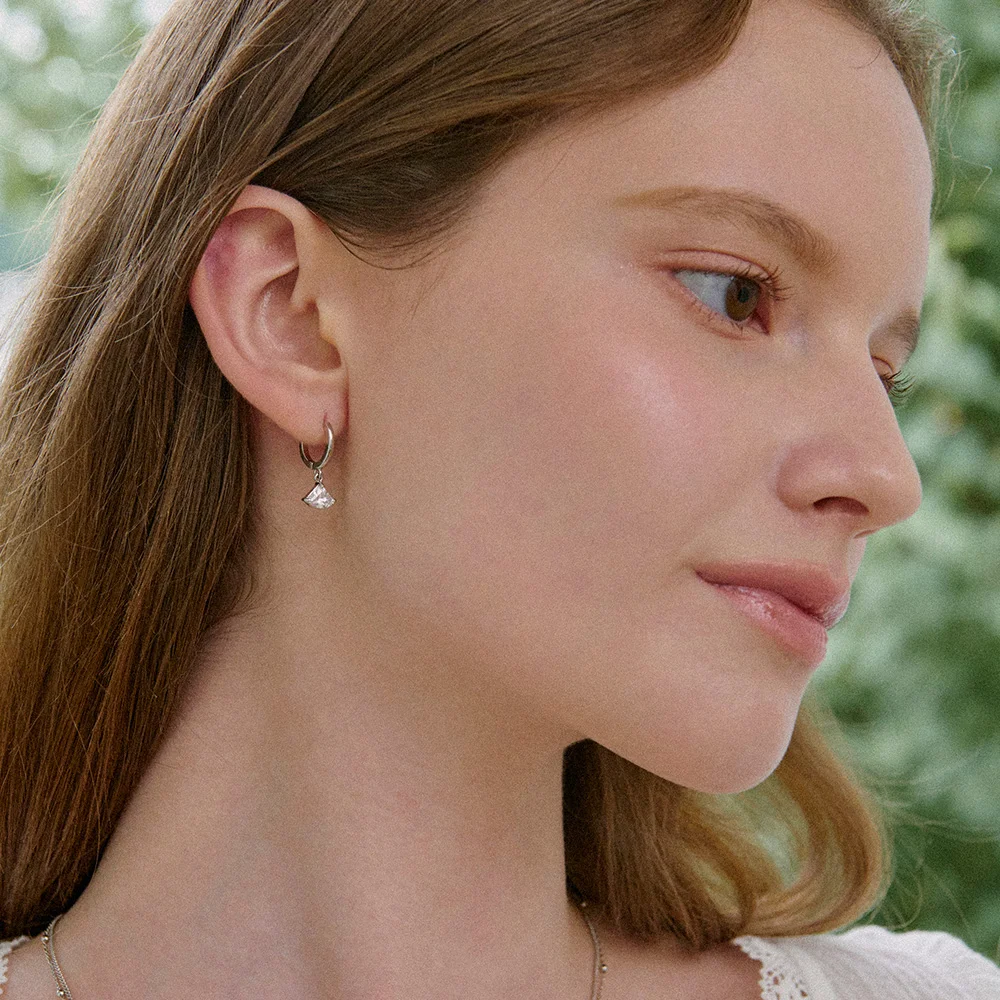 Grace Cubic Drop Earrings. EB1788