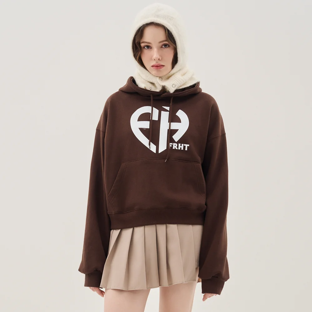 SEMI CROP LOGO HEART SYMBOL HOODIE_BROWN