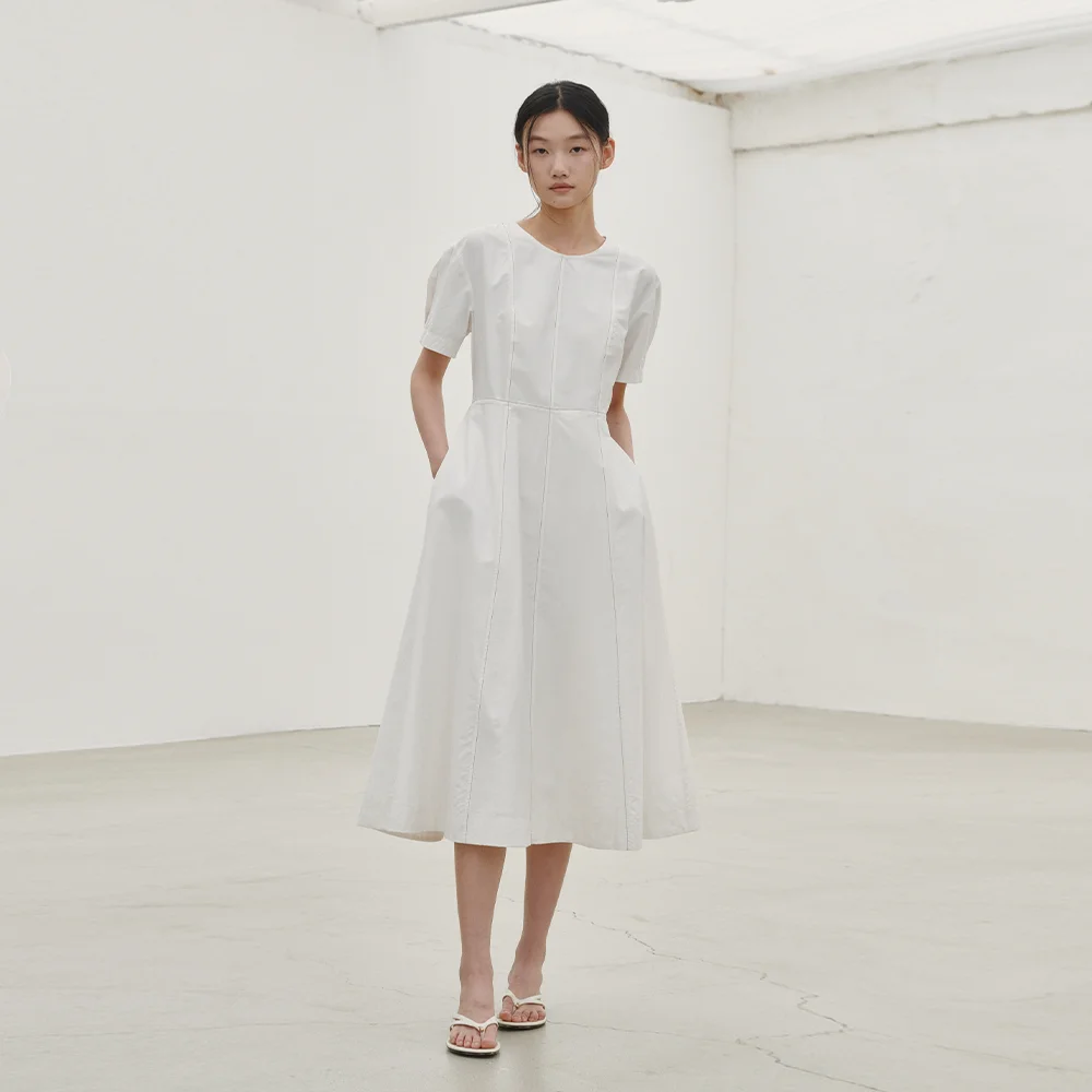 縫線 喇叭 連身裙 - 白色 / Stitch Flare Dress - White