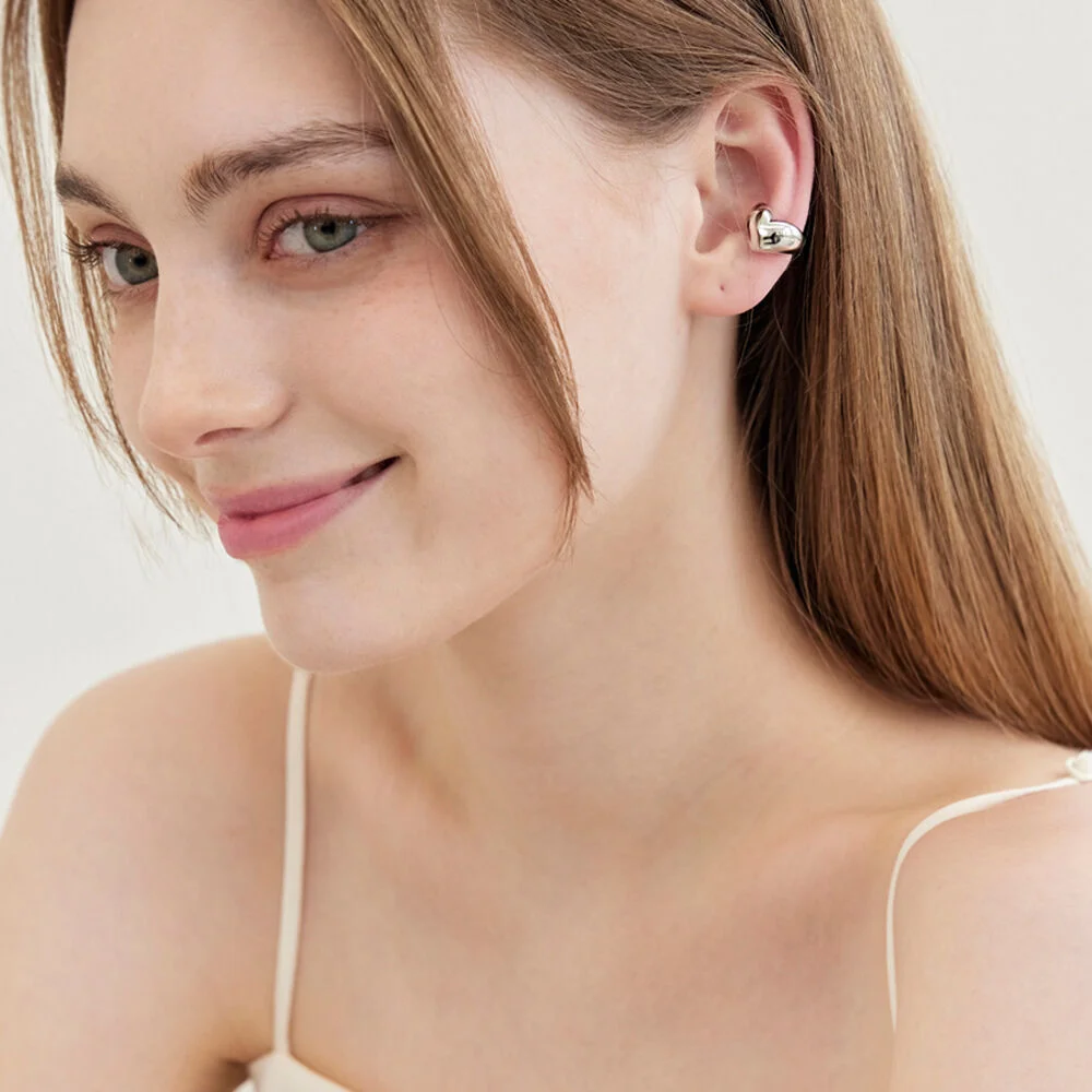 Heart Bold Ear Cuff