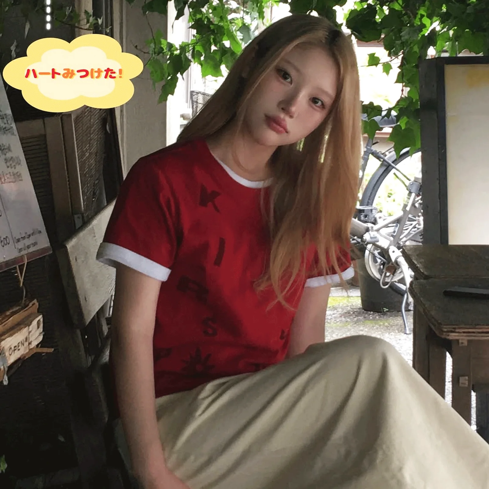 ke404. Typo Semi Crop Tee Red