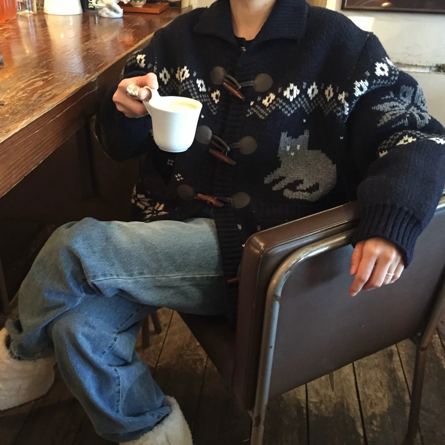 Tree Cat Wool Cowichan Cardigan - Navy