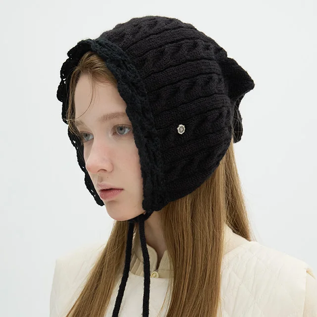 Knitting Kerchief - Black