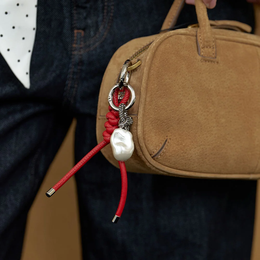 Mont Leather Knot Keyring (L253MSG030)