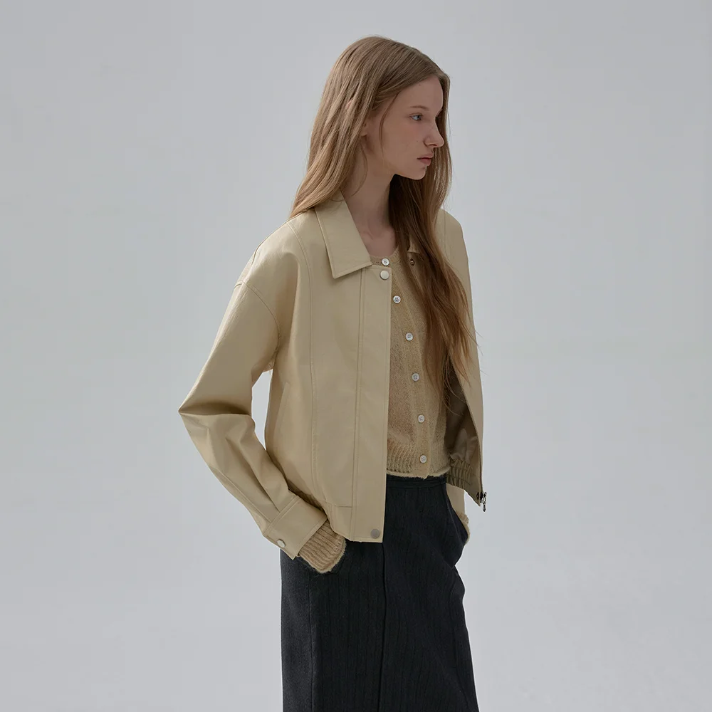 FAKE LEATHER COLLAR BLOUSON (butter beige)