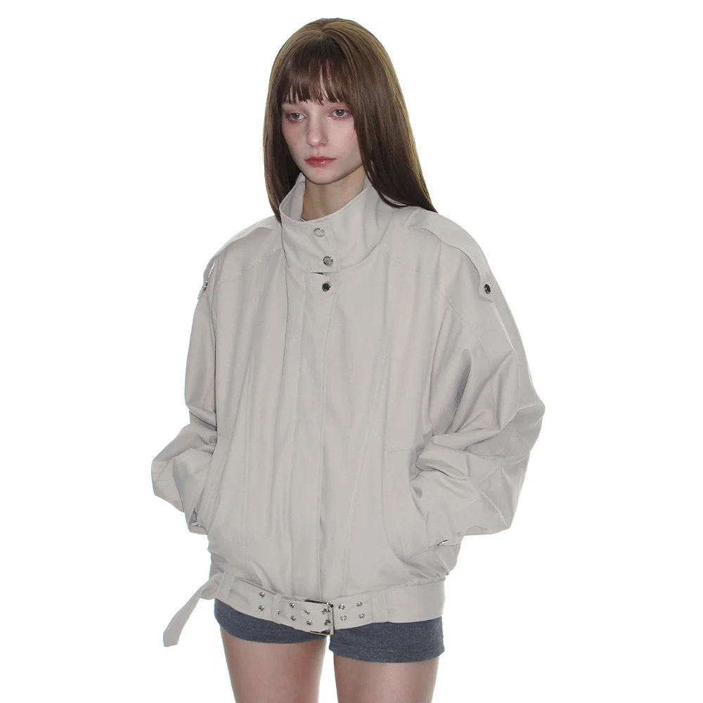 HIGH NECK BELTED BLOUSON JACKET_BEIGE