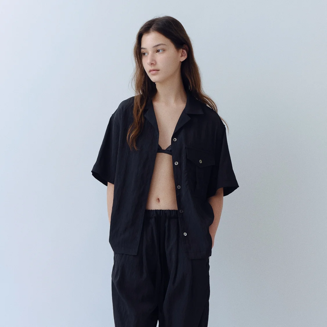 Silky Pocket Half Shirt(Black)