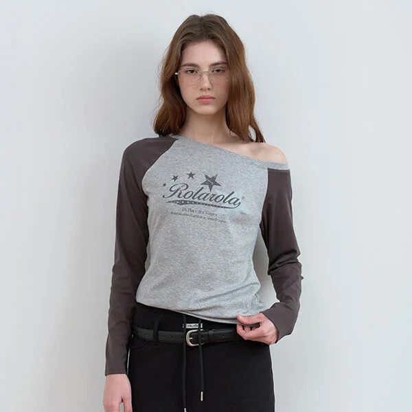 LOGO GRAPHIC OFF SHOULDER RAGLAN T-SHIRT CHARCOAL
