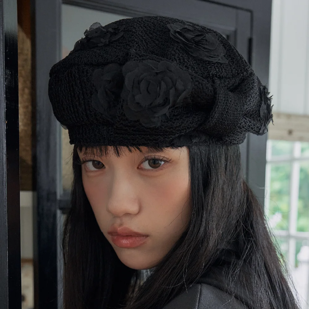 PEONY LACE BOW BERET IN BLACK