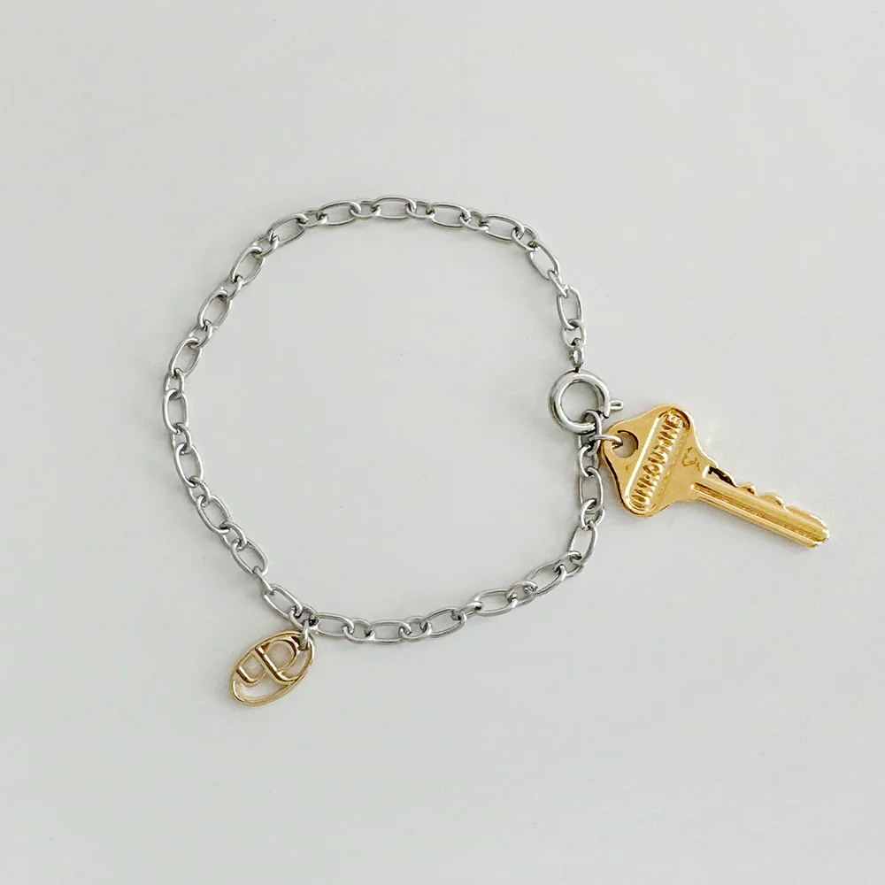 Unroutine Key Bracelet / 2color