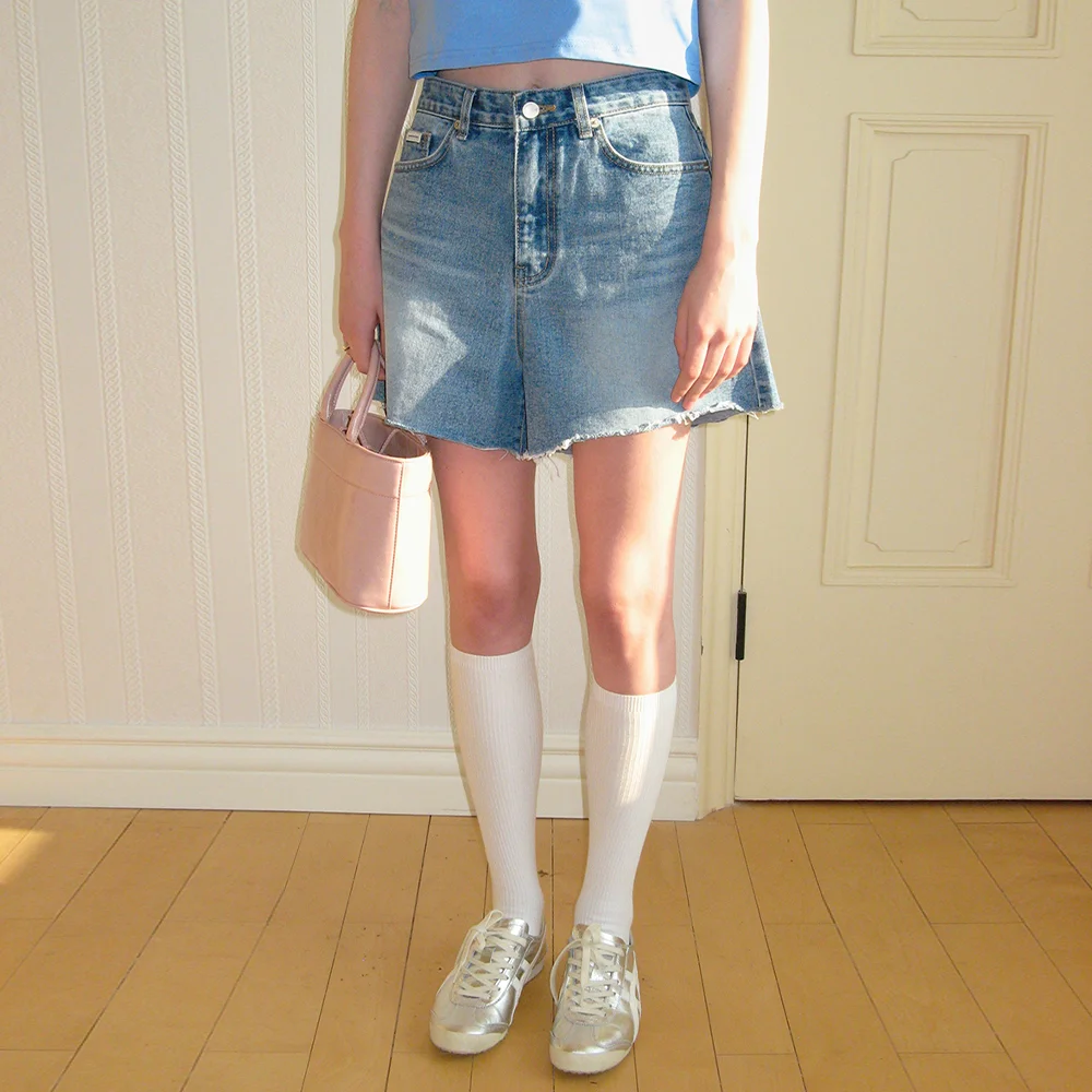 Cutting half denim pants - middle blue