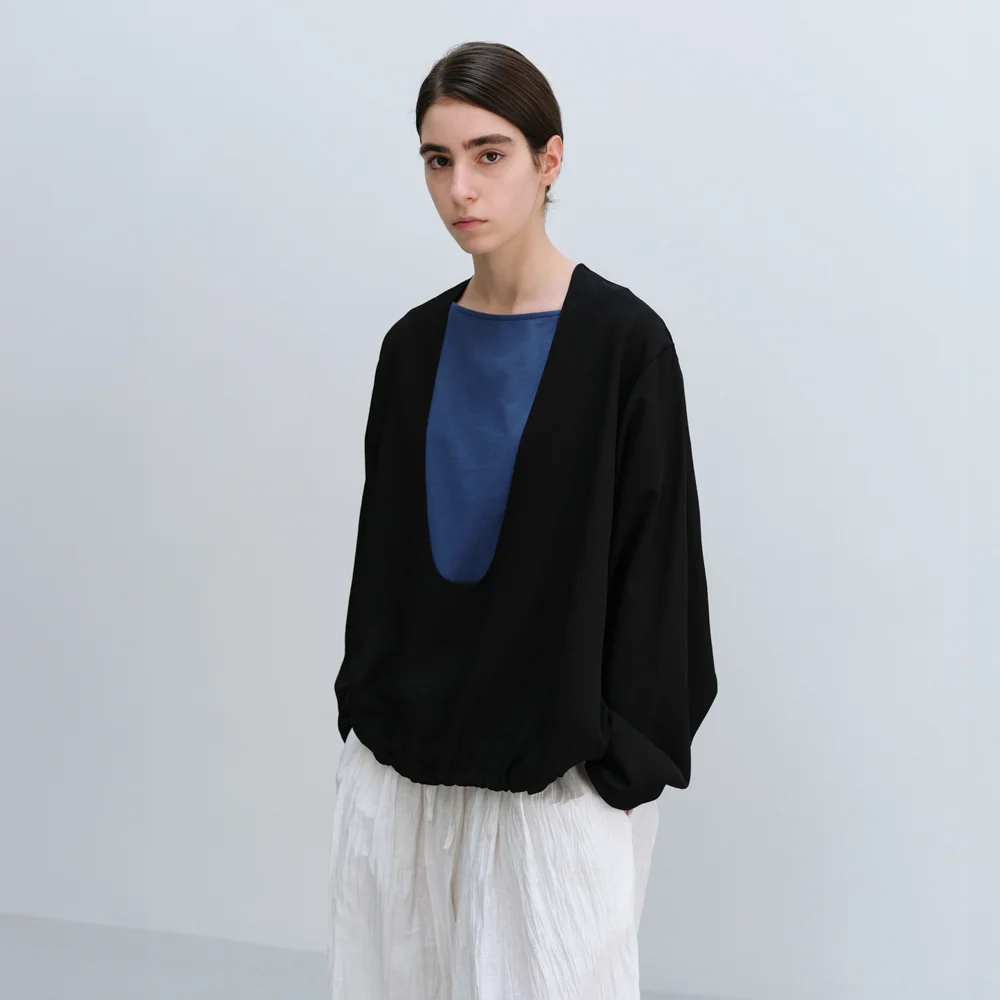Fluid Layered Top in Black