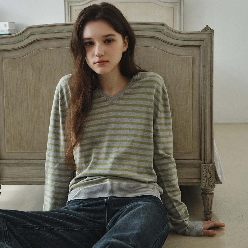 Washable Mild Stripe V-Neck Knit_GRAY(WC26KN11)