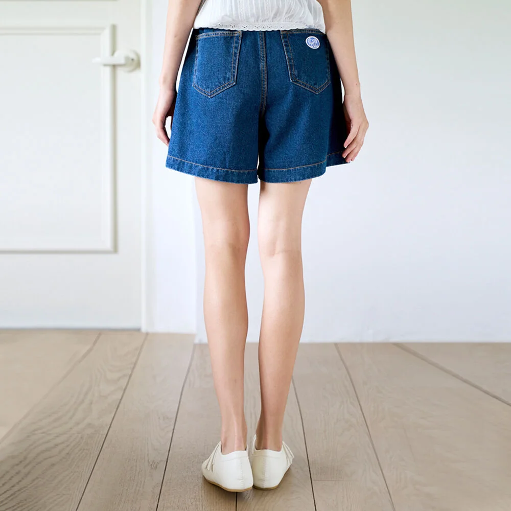 Banded pintuck denim short pants - Medium Indigo