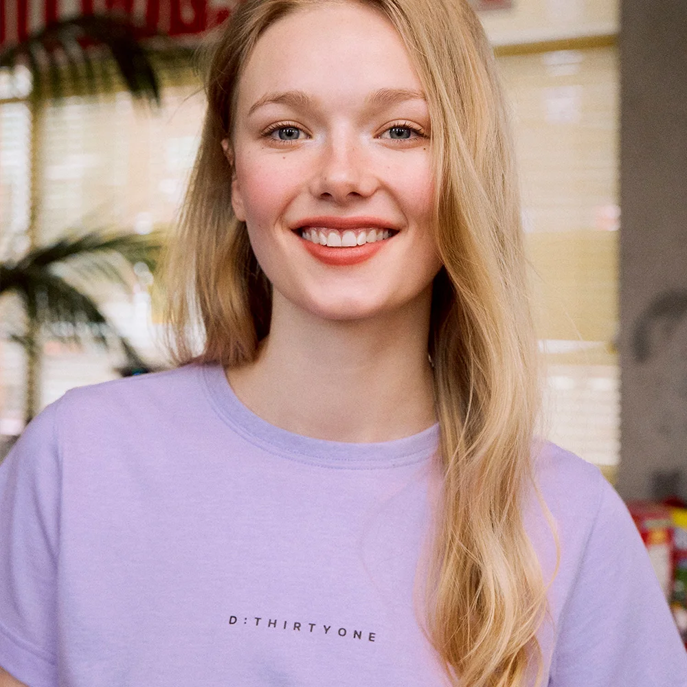 Small Logo Pigment-Dyed T-shirt (LAVENDER)
