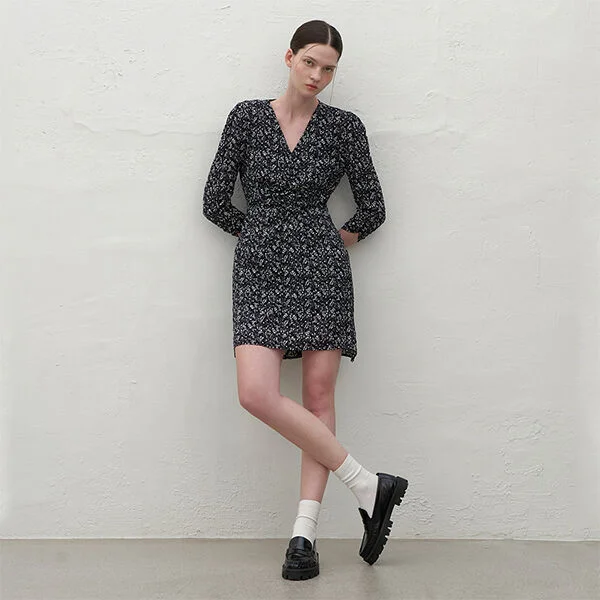 FLOWER V-NECK MINI DRESS(OP-6159)