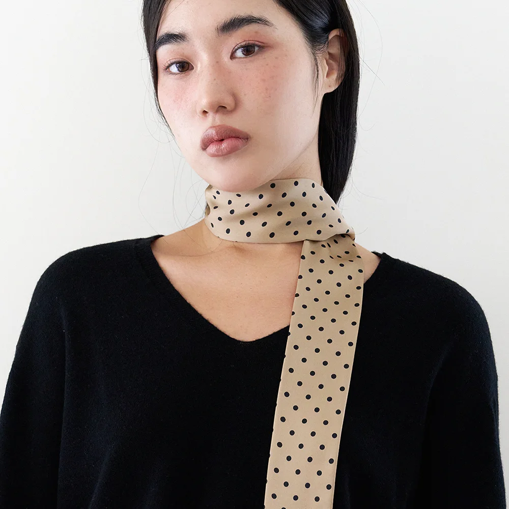 dot silky long scarf - brown