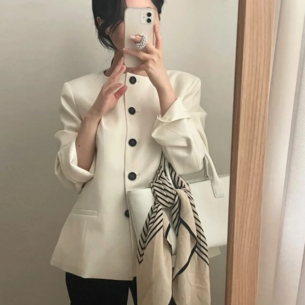 minimal boat-neck jacket_cream
