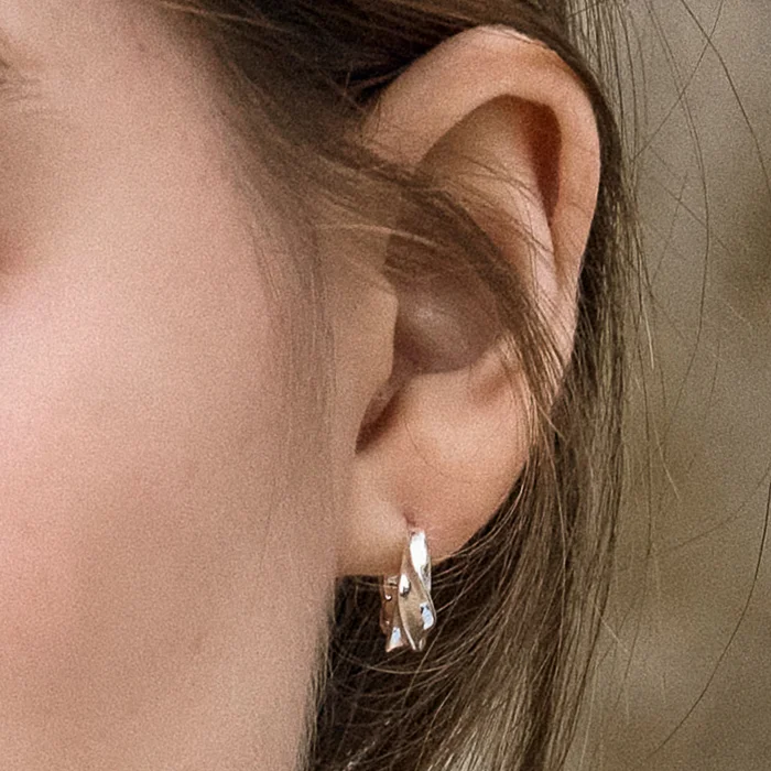 Waver Earring. es.1682