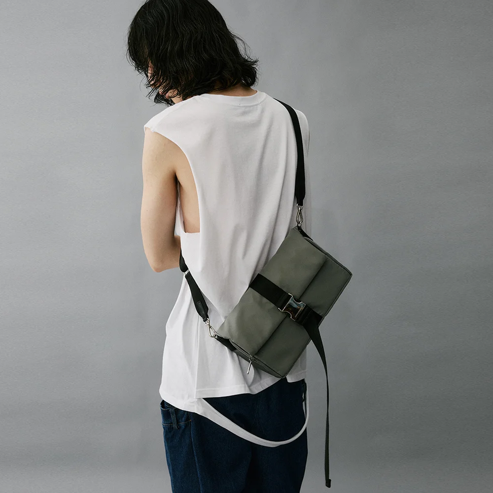 Hybrid Two Way Shoulder Bag Grey