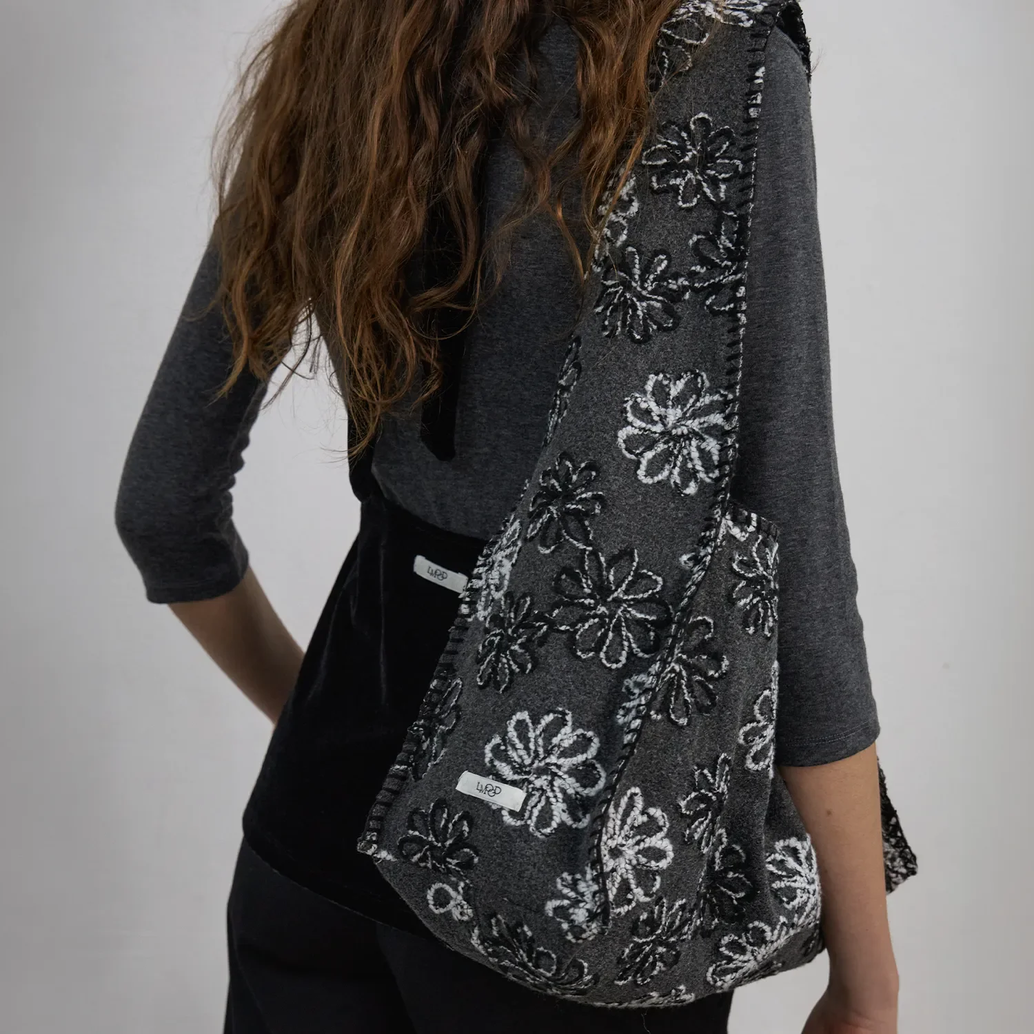 NANA Felt Hobo Bag Grey