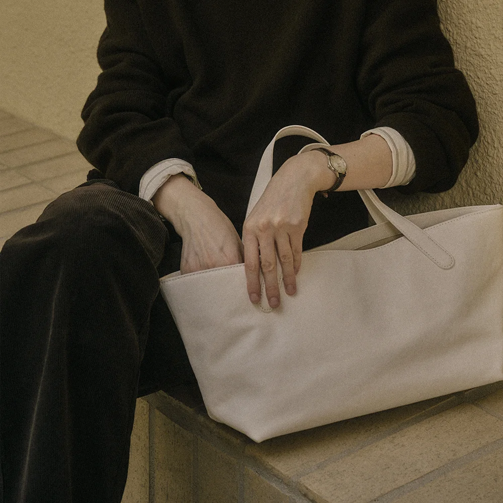 VELOS LEATHER TOTE BAG_IVORY