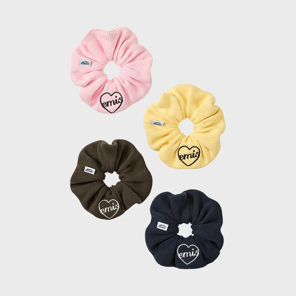HEART LOGO KNIT SCRUNCHIE