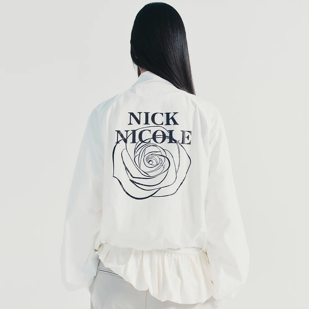 ROSE NICOLE GROOVY CROP JUMPER_WHITE