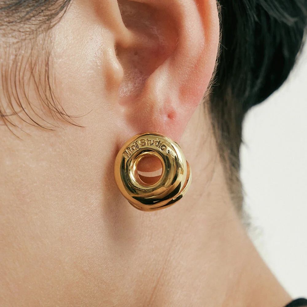 # Moi 4st Gat Earring_01