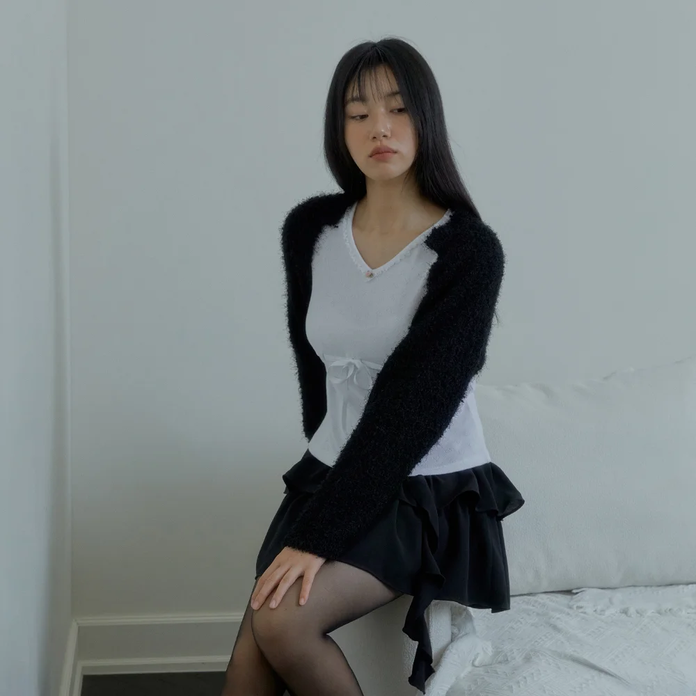 POM POM KNIT BOLERO (BLACK)