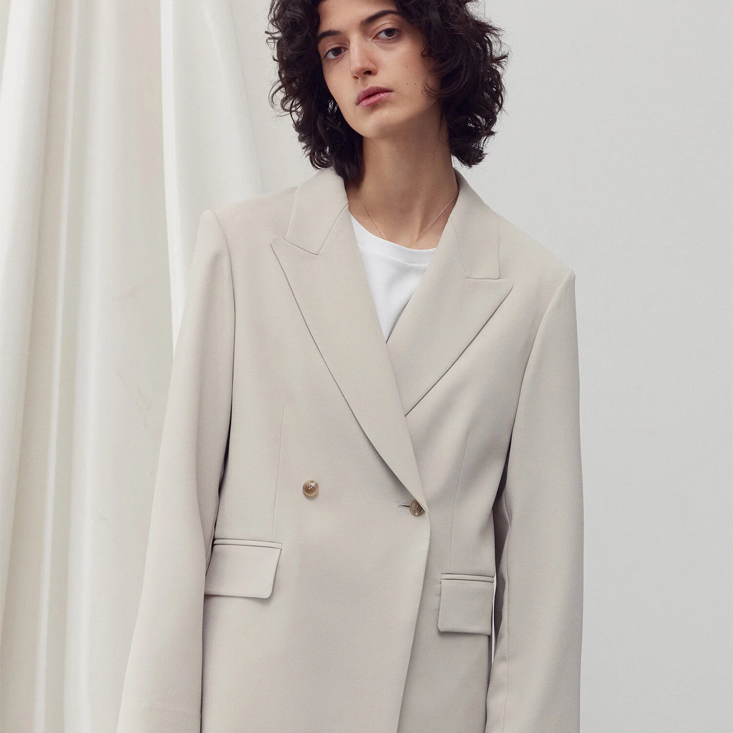 DOUBLE BREASTED JACKET