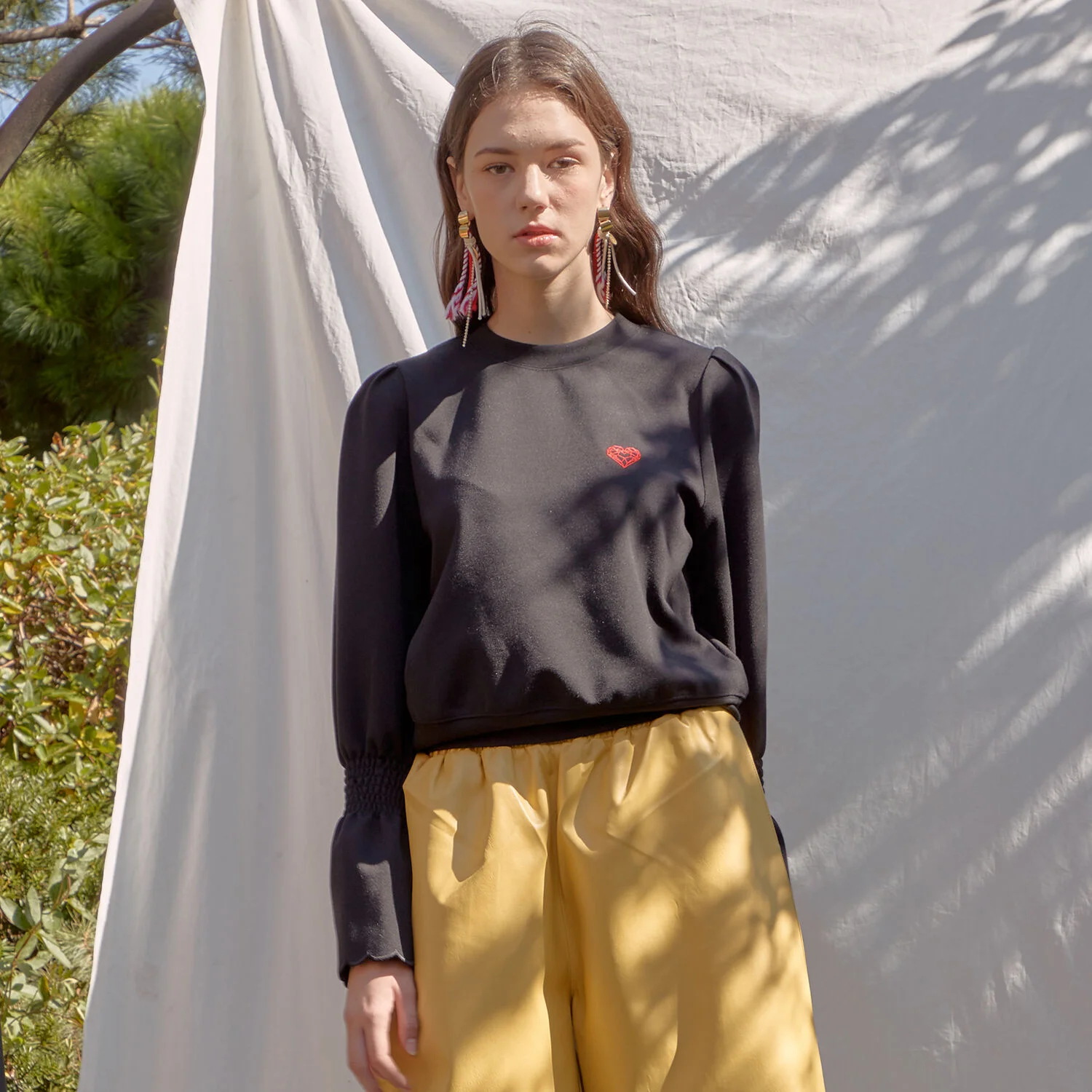 20FW Juliy Love Sweatshirt Black
