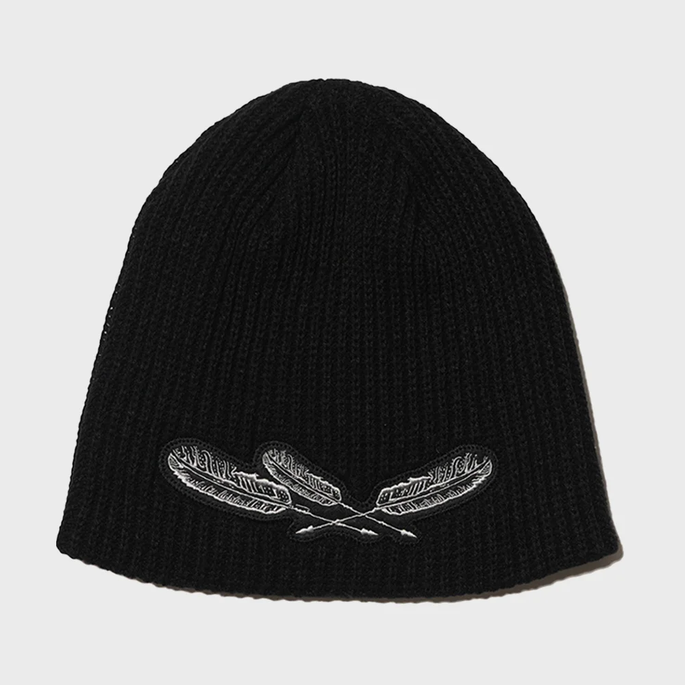 Arrow Applique Beanie Black