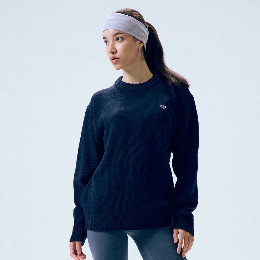ESSENTIAL CREW NECK KNIT