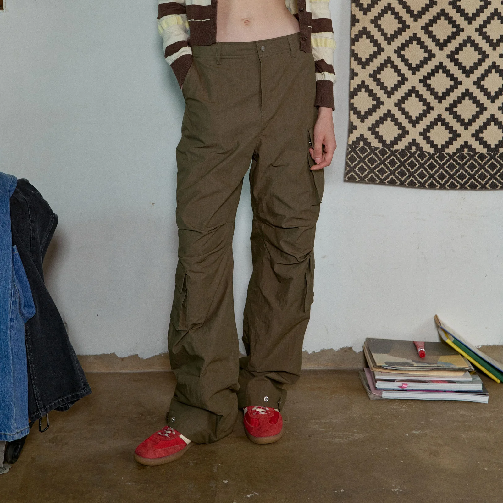 PADDED CARGO PANTS - KHAKI BEIGE