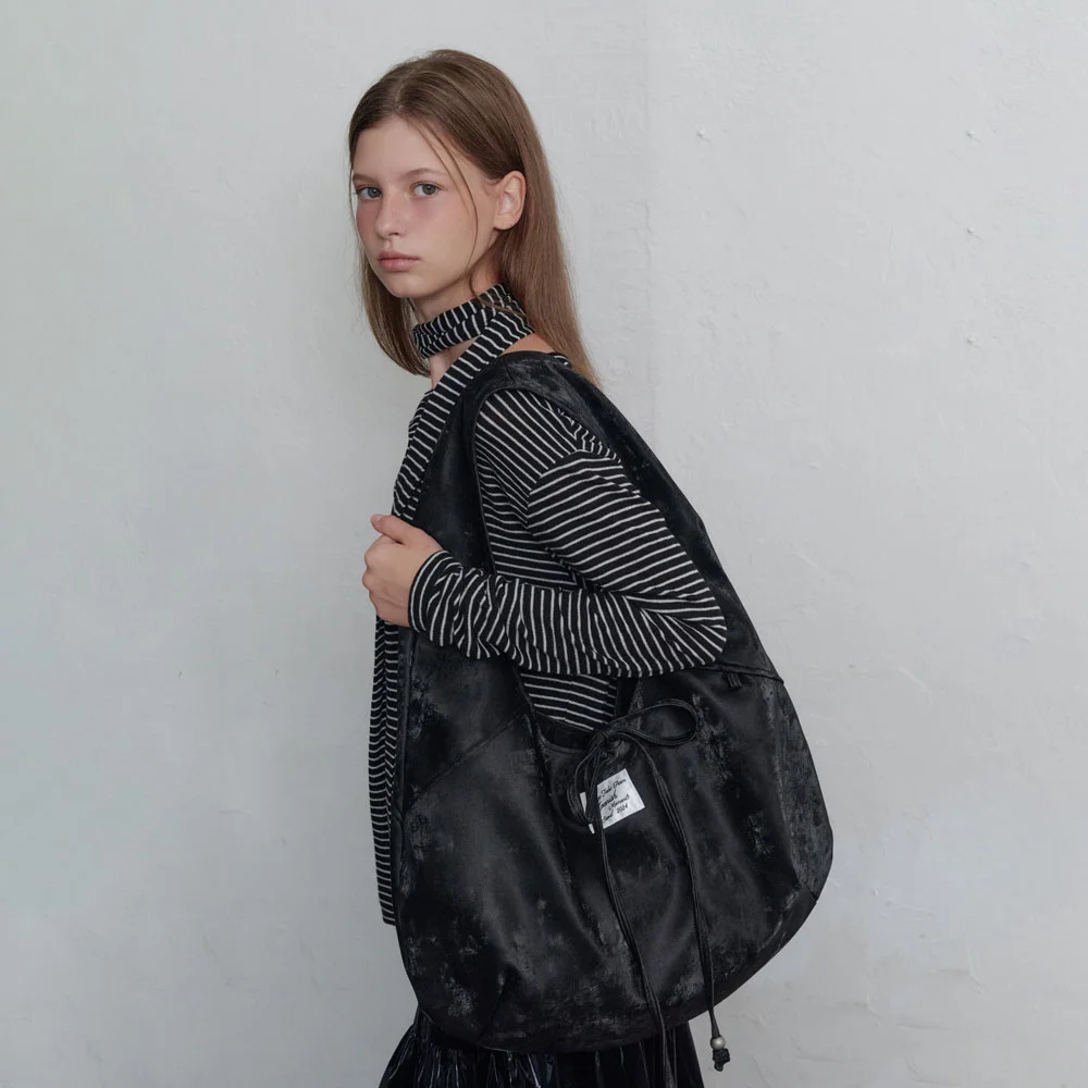 Bud bloom bag (Midnight black)