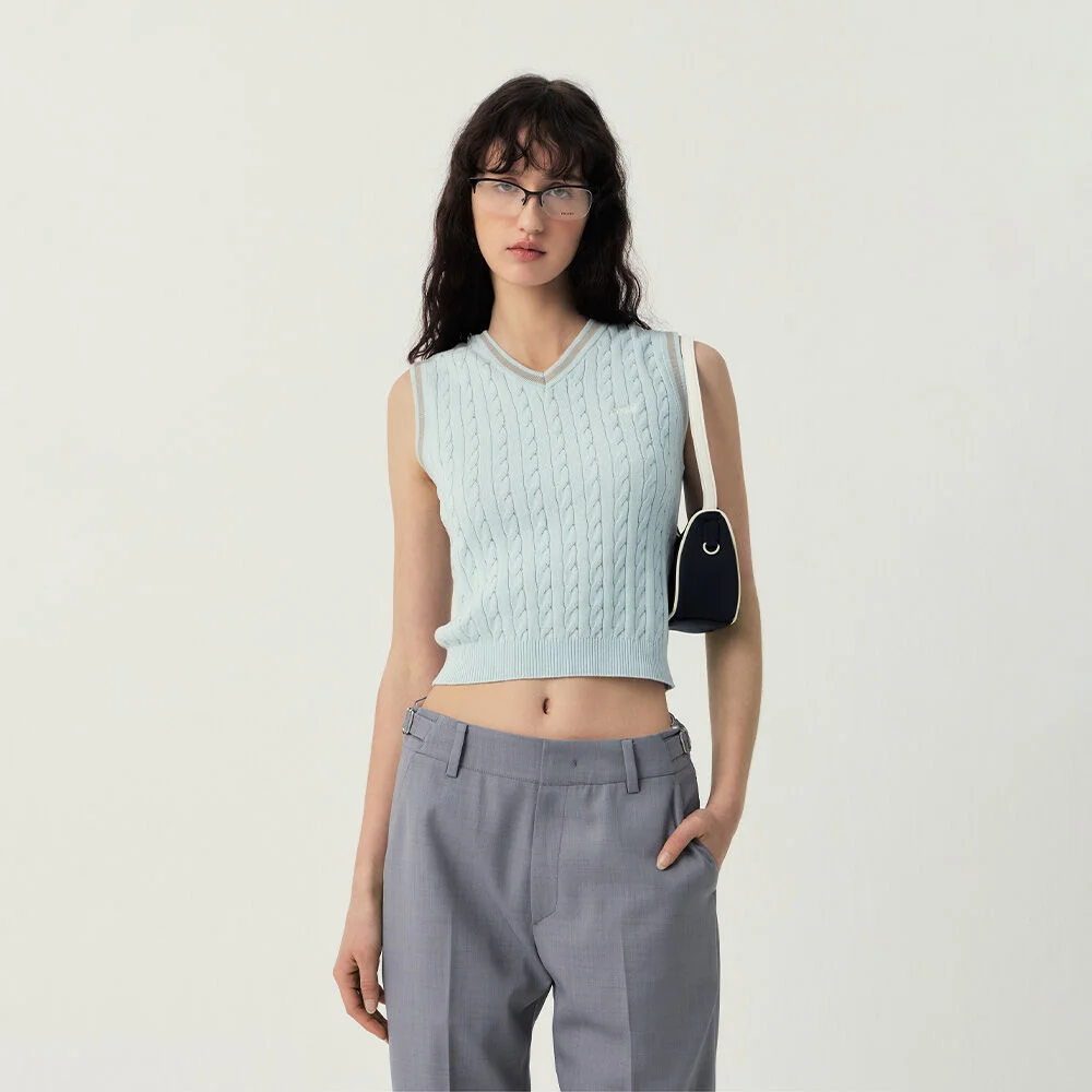 KOA V-NECK KNIT VEST (BLUE)