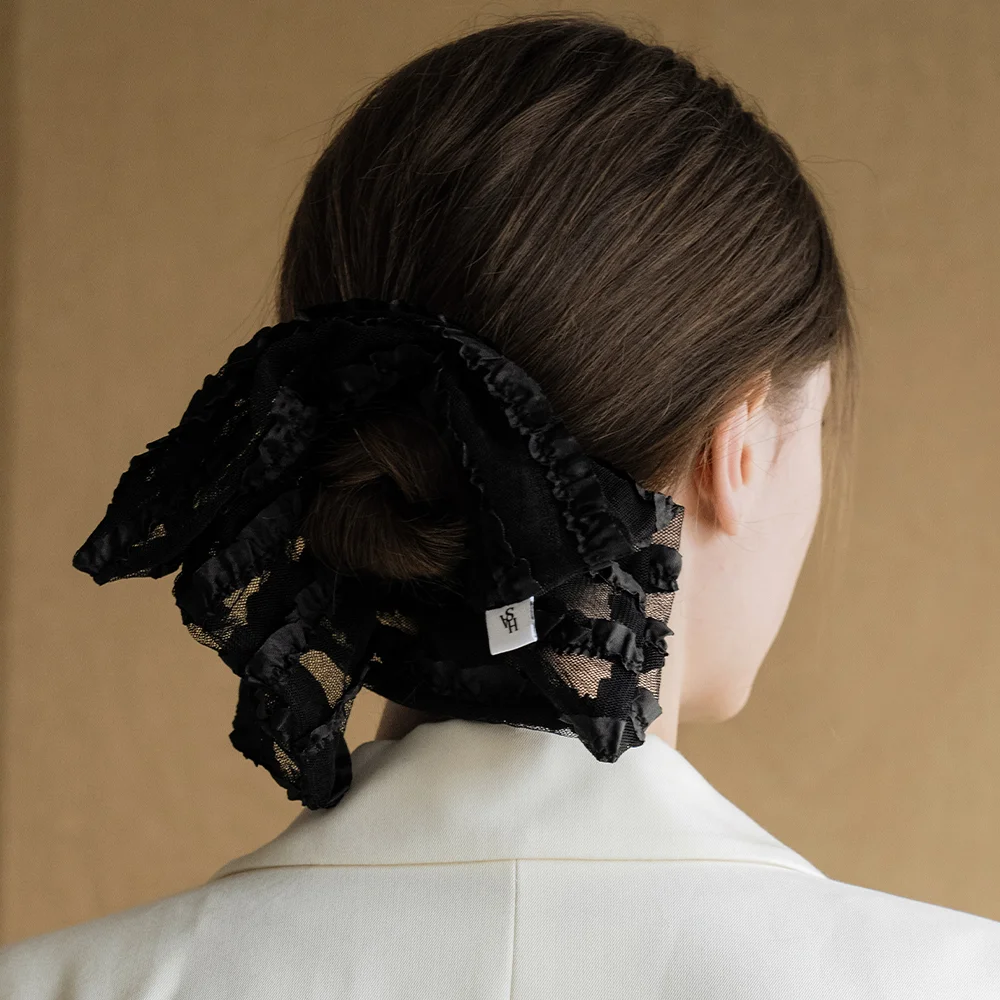 HON003 Lace Square Scrunchie (Ivory, Black)