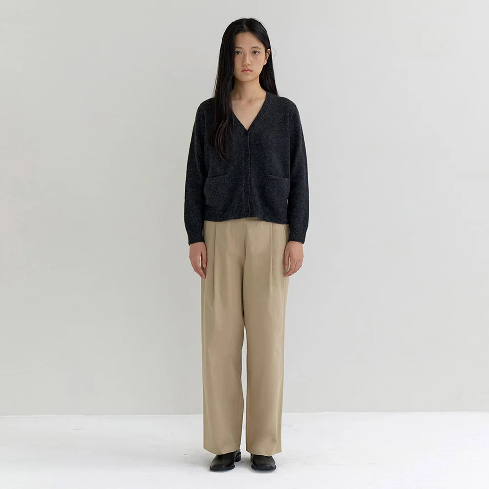one tuck cotton pants-beige
