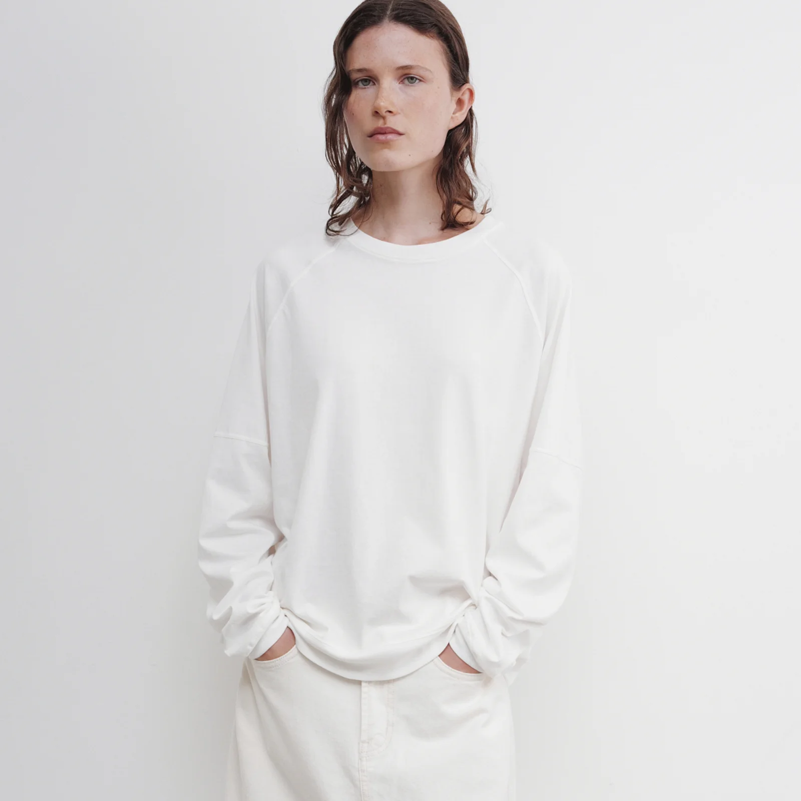 Cotton Stitch Long T-shirt (White)