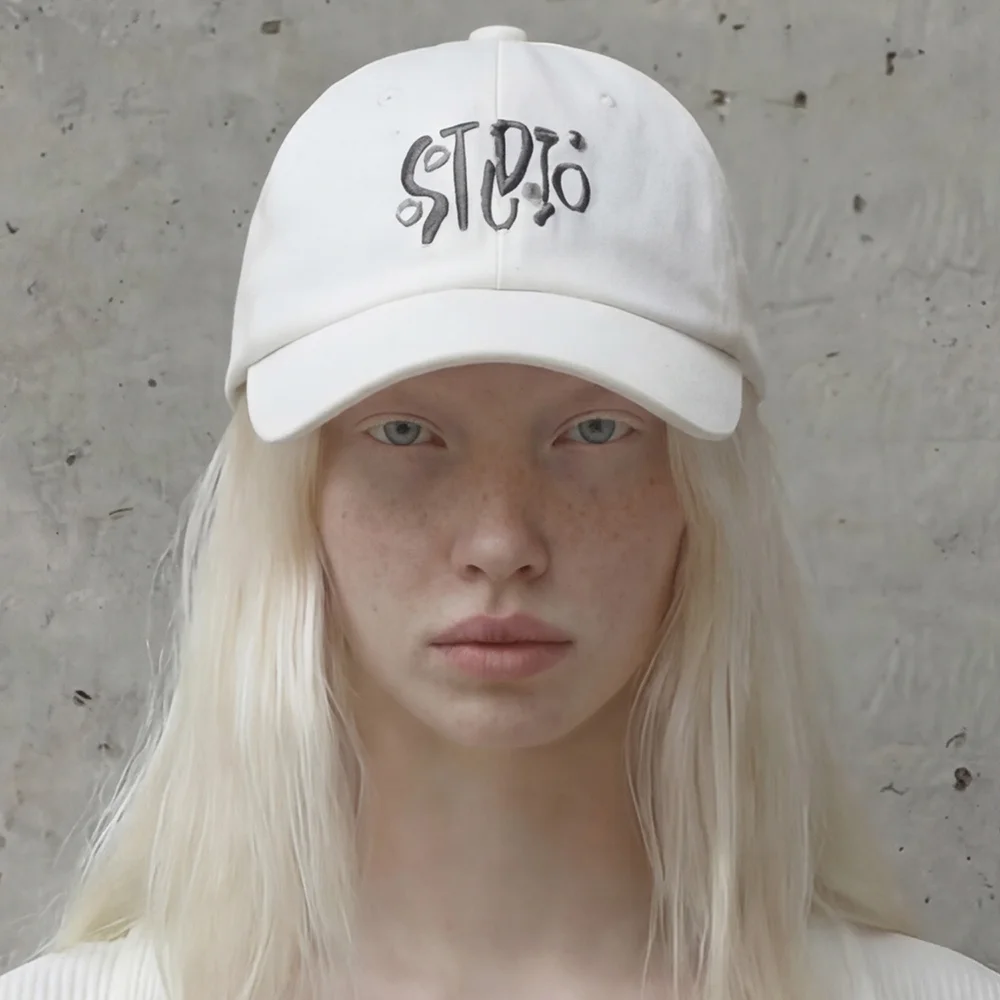 標誌 刺繡 鉚釘 點綴 日常 基本款 棒球帽 BALL CAP / JEWEL STUD / BATIK CREAM