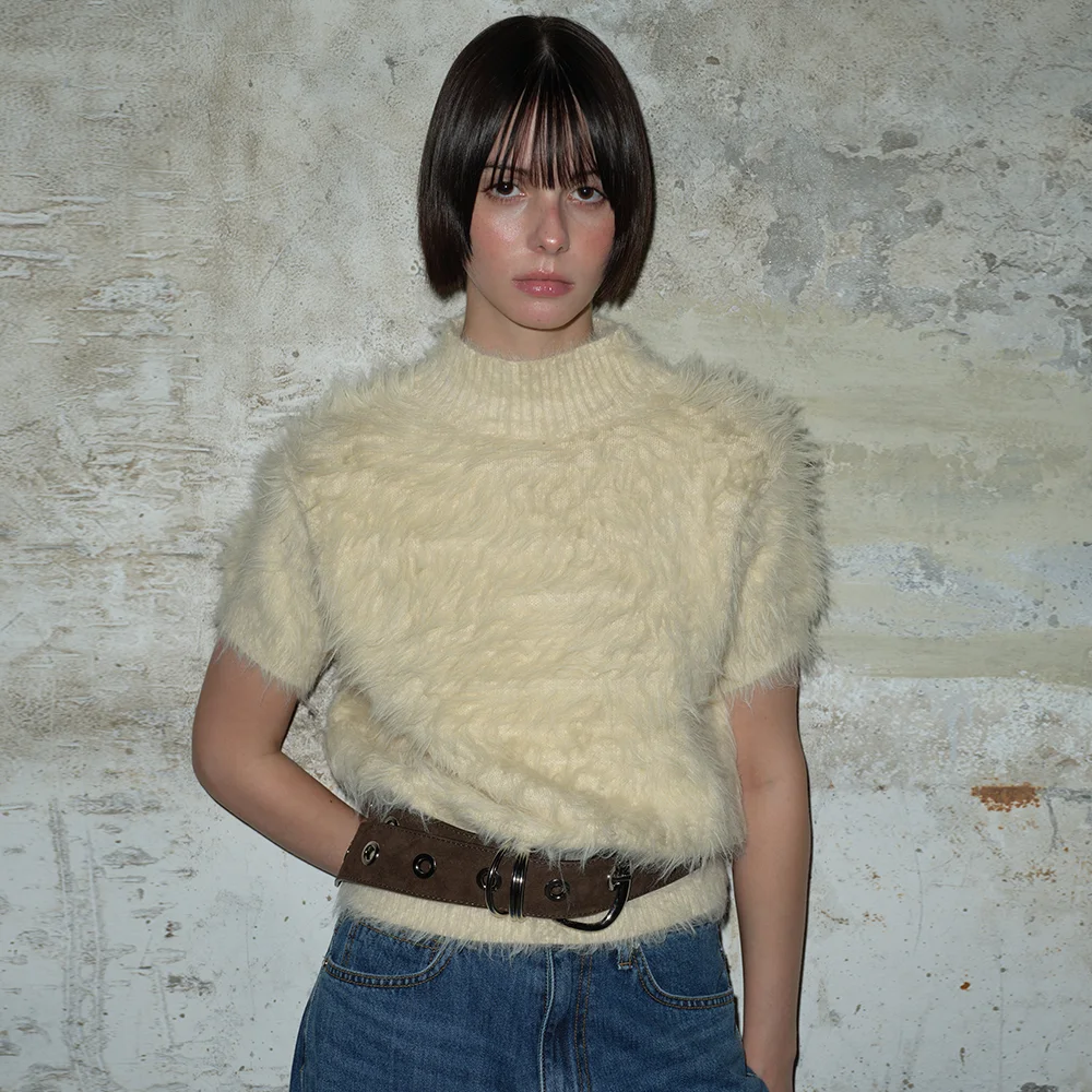 HAIRY HIGH NECK KNIT (LIGHT YELLOW)