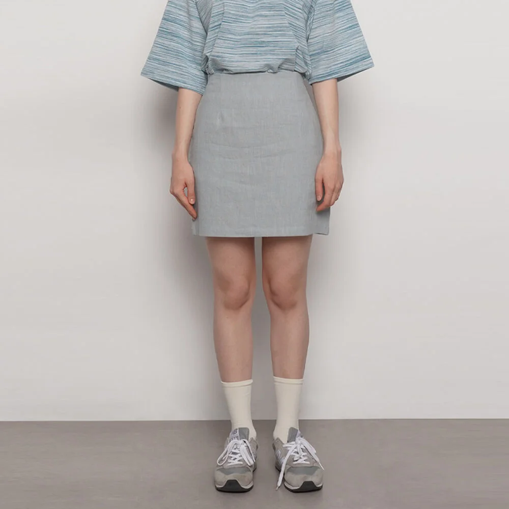 W27 america linen mini skirt sky