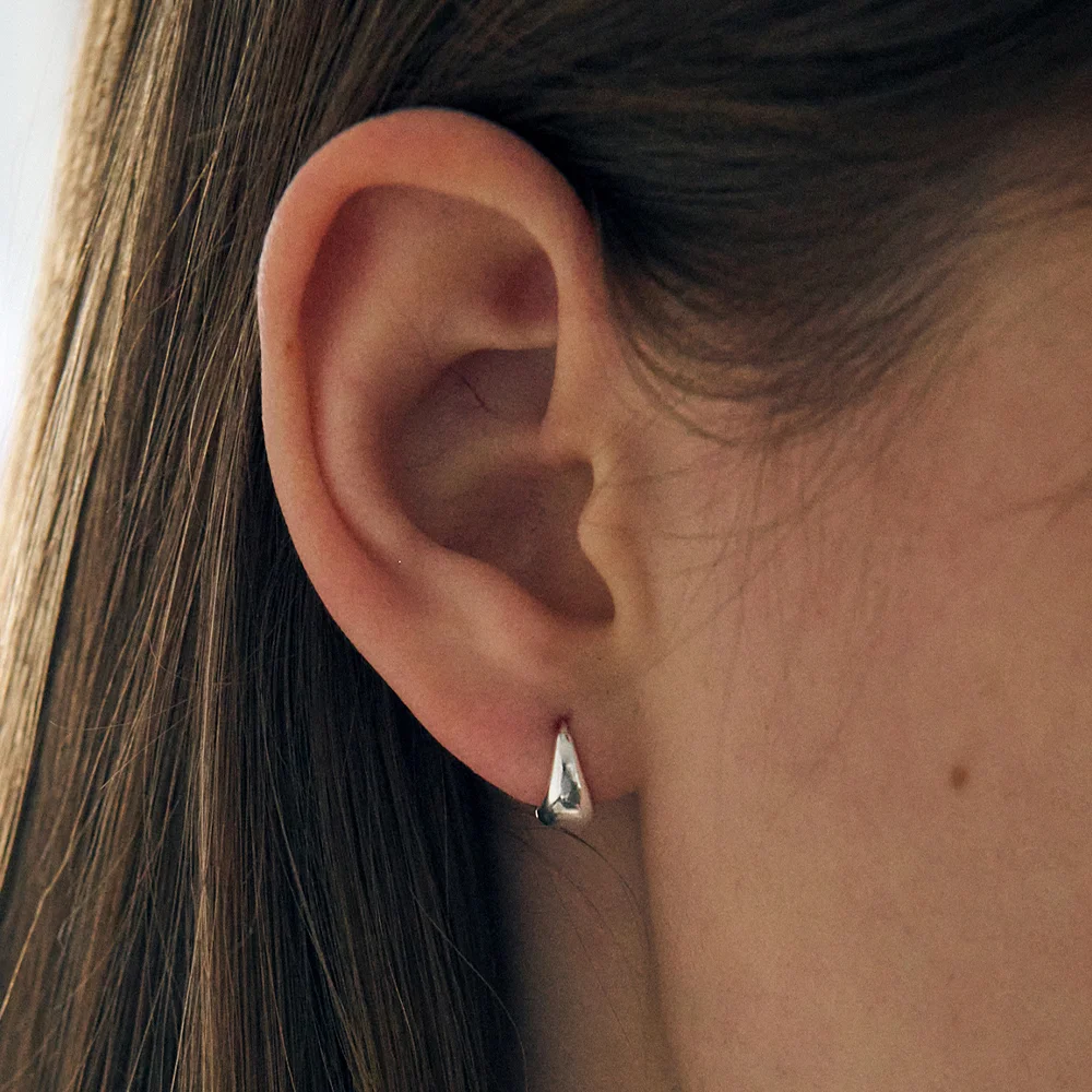 Mini Bold One Touch Earrings. EA1774