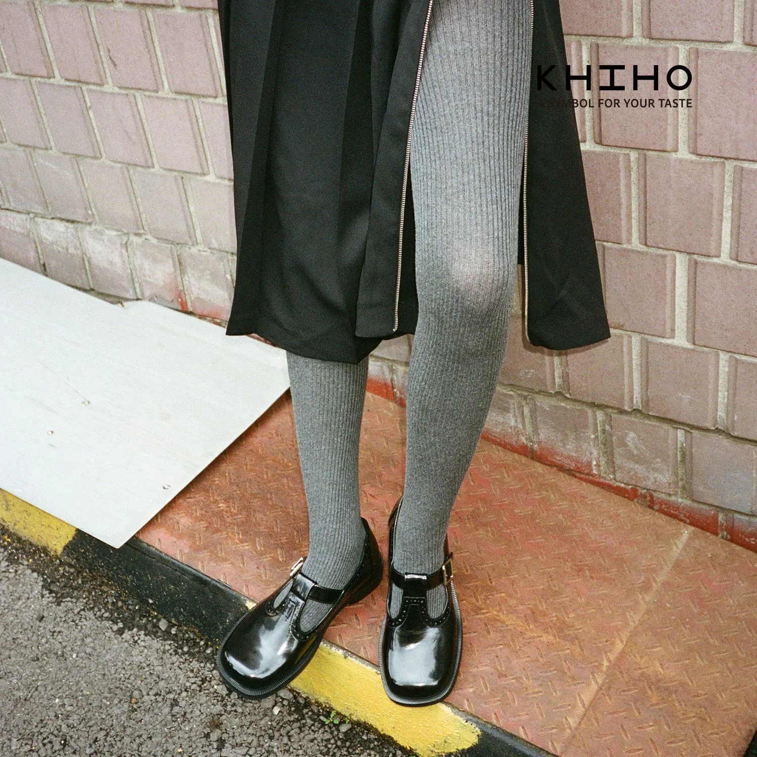 RIBBED STOCKINGS / 2 COLORS