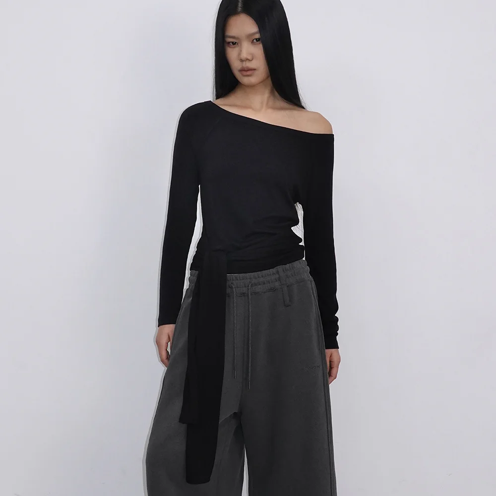 Strap Off shoulder T_Black
