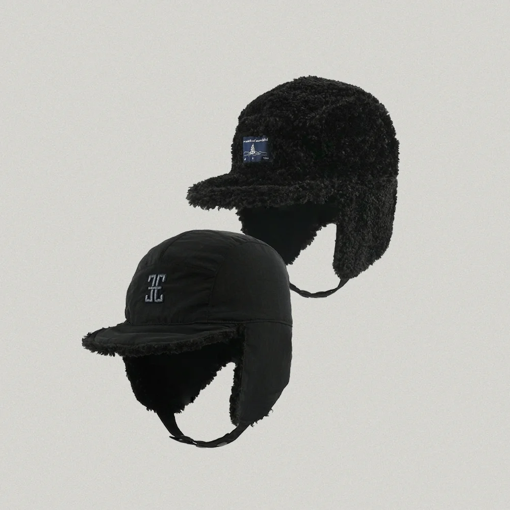 REVERSIBLE TEDDY EARFLAP CAP