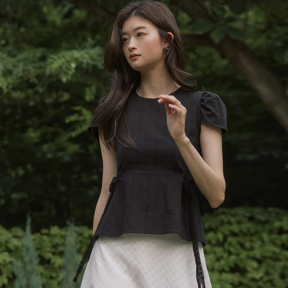 Burn side ribbon cap sleeve blouse - black